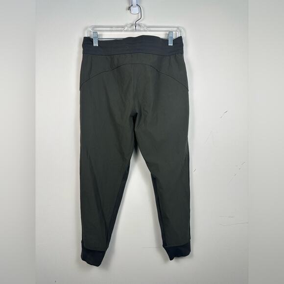 Athleta Headland Hybrid Trek Jogger Women's 8 Petite Olive Green Athleisure - Picture 2 of 7